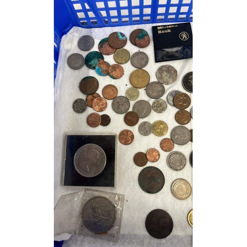 779 - ASSORTMENT OF COINS MIXED