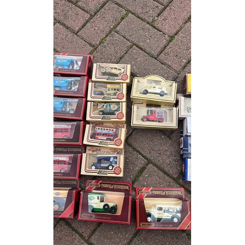 801 - BOXED YESTERDAY CARS *