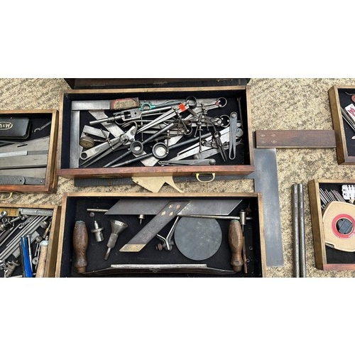 1020 - ENGINEERING CHEST WITH TOOLS SEE ALL PICTURES