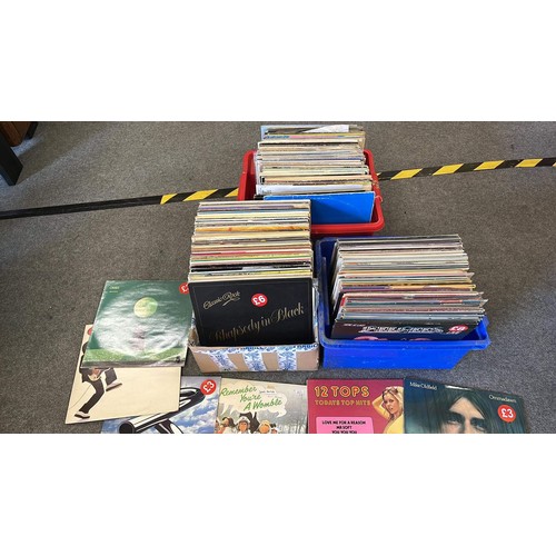 207 - MIXED MUSIC AND ARTIST LPS