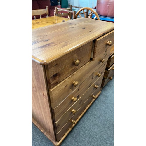 138 - 2 OVER 4 CHEST OF DRAWERS