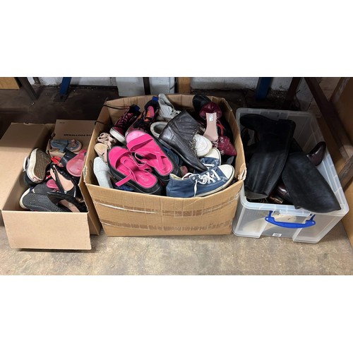 429 - JOB LOT OF MIXED SHOES USED