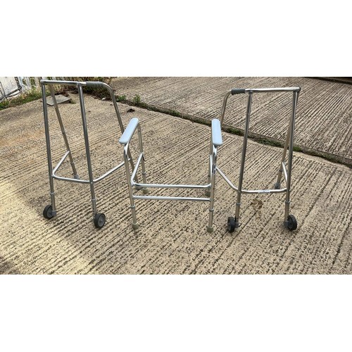 576 - ZIMMER FRAMES