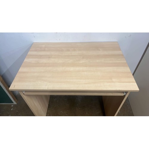 185 - SMALL OFFICE DESK