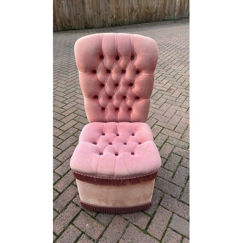 310 - BED ROOM CHAIR IN PINK