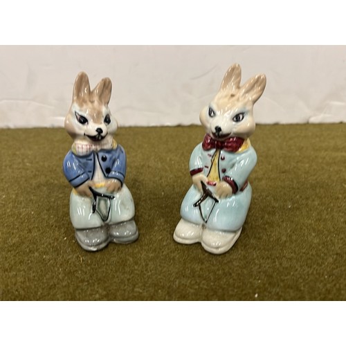 12 - RABBIT SALT AND PEPPER POTS