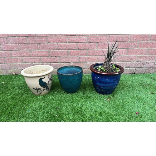 466 - THREE GARDEN FLOWER POTS