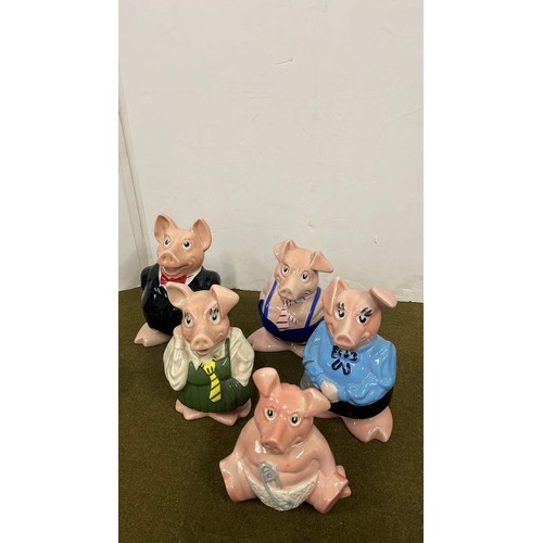 38 - FIVE WADE NAT WEST PIGS