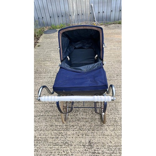 488 - SILVER CROSS PRAM IN BLUE