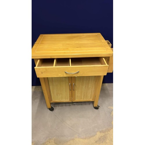 432 - MOBILE KITCHEN ISLAND