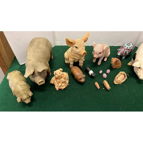 67 - QTY OF MIXED PIG FIGURES