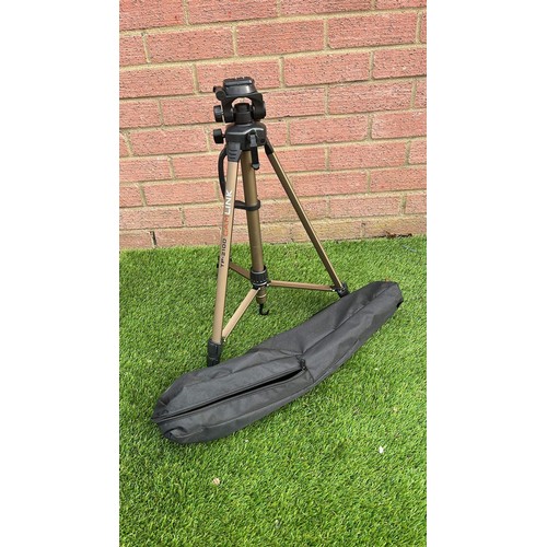 522 - TP-2100 CAM LINK TRIPOD WITH CASE