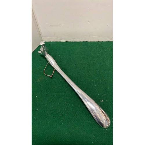 517 - RETRO POLISHED METAL SHOEHORN