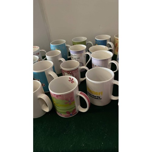 610 - MIXED MUGS