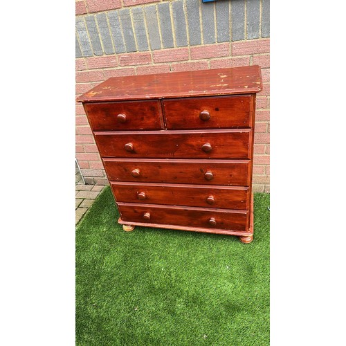 606 - CHEST OF DRAWERS