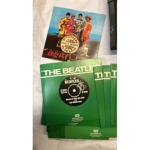 562 - BOX SET COLLECTION OF GREEN SLEEVED BEATLES  45s SINGLES - see all pictures