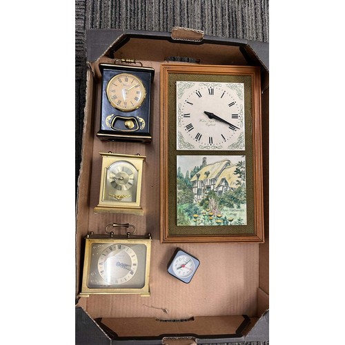 556 - ASSORTMENT OF CLOCKS