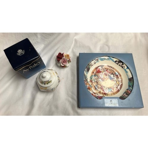 575 - ANSLEY , WEDGWOOD AND ROYAL ALBERT ITEMS