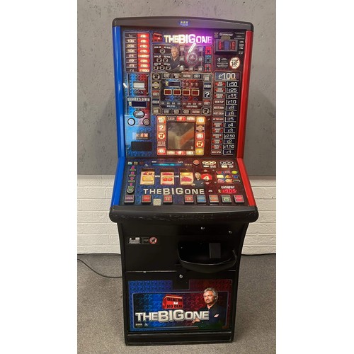 212 - Deal or no deal arcade machine - working