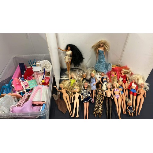 258 - Box of barbie dolls