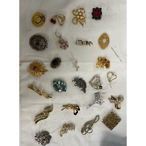 102 - 25 broaches