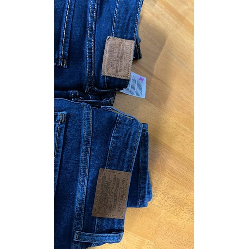 510 - 3 pairs of ladies Levis Jeans W30 L32