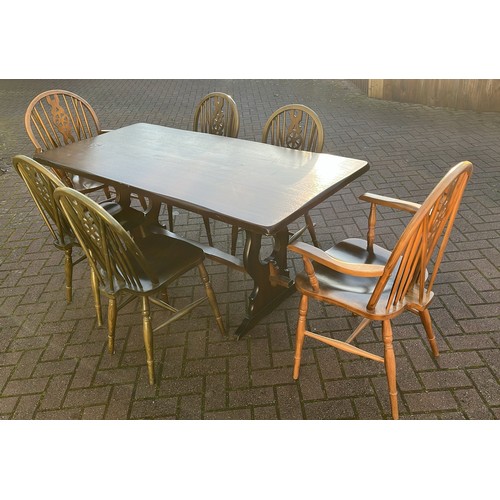 485 - OAK TABLE AND SIX CHAIRS