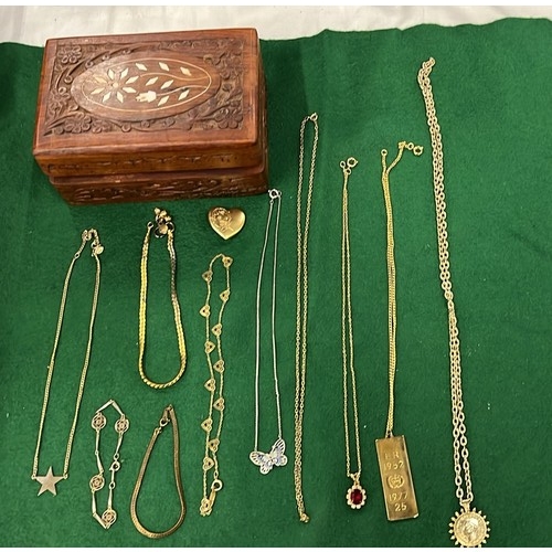 67 - CARVED WOODEN BOX WITH MIXED CHAINS AND PENDANTS