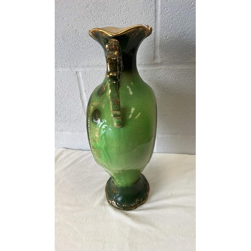 30 - EDWARDIAN GREEN FLOWER VASE