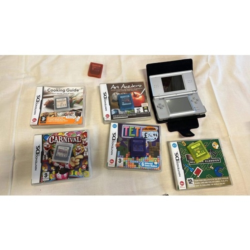 477 - Nintendo & nintendo games and other accessories