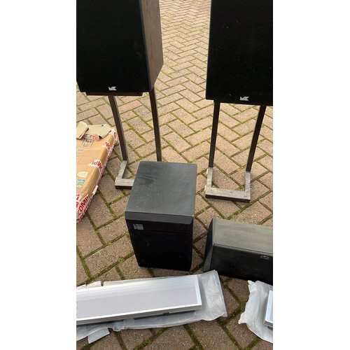 841 - MIXED USED SPEAKERS ON STANDS USED UNCHECKED