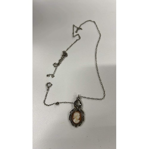 845 - Silver NECKLACE WITH CAMEO PENDANT