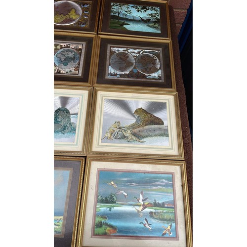 17 - RETRO FRAMED ART WORK