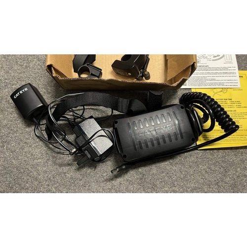 15 - CAT EYE UNUSED BICYCLE LAMP