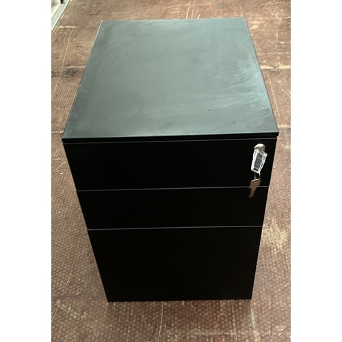 567A - OFFICE FILING DRAWERS