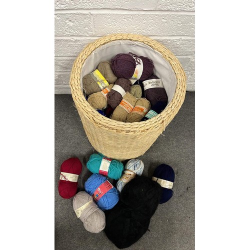 368 - LARGE BASKET WITH KNITTING WOOL