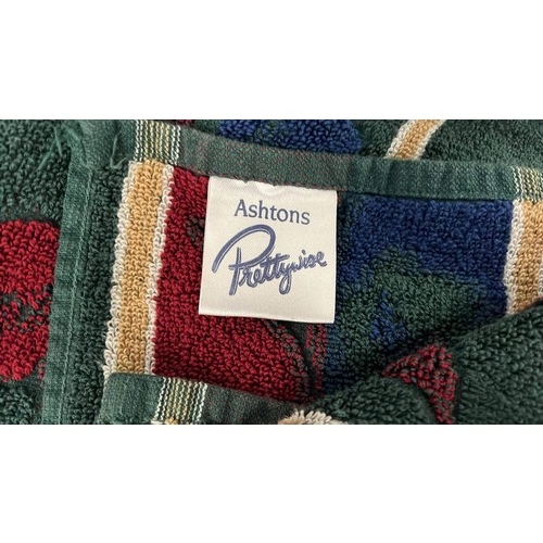 46 - ASHTONS PRETTYWISE TOWEL SET