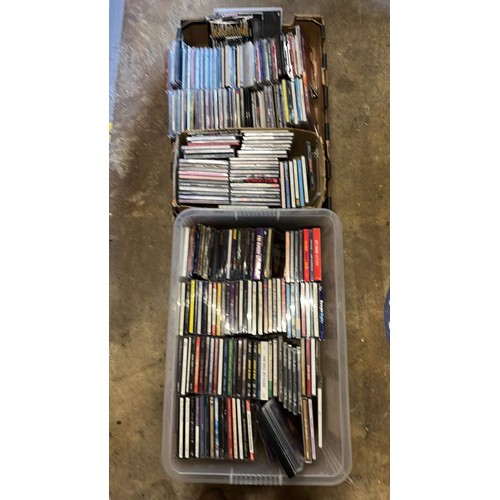 202 - QTY OF MIXED CDS