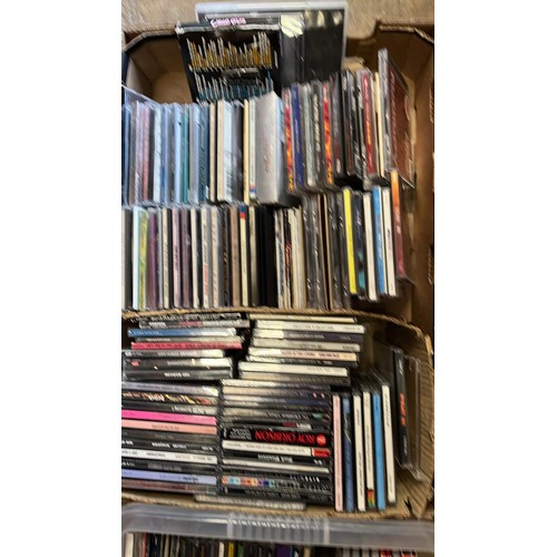 202 - QTY OF MIXED CDS