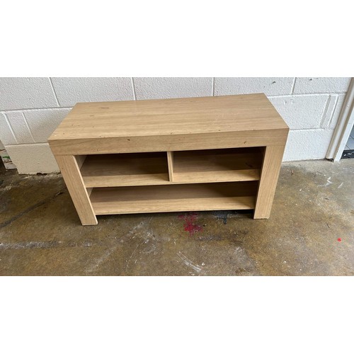 558 - TV UNIT