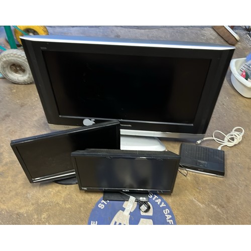 643 - 3 TELEVISIONS SPARES AND REPAIRS