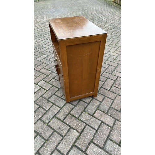 635 - BEDSIDE 2 DOOR CABINET