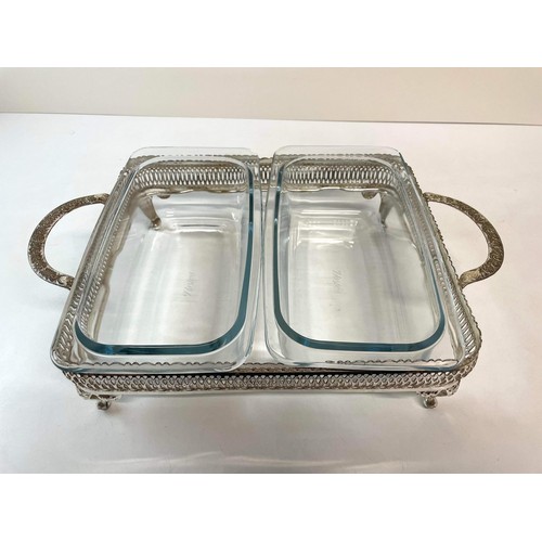 48 - PLATE AND GLASS DOUBLE TABLE TURINE