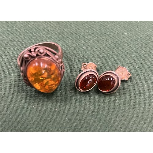 119 - AMBER AND SILVER RING AND EARRINGS