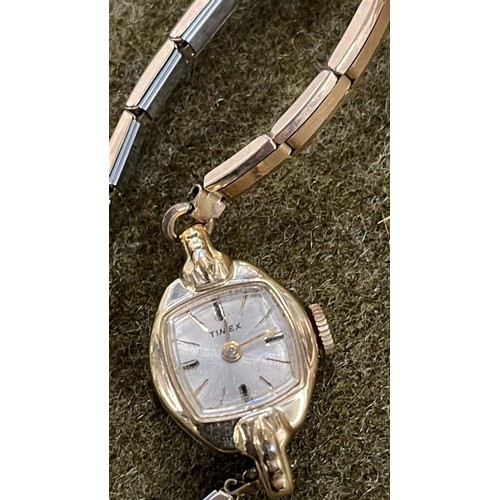 147 - LADIES TIMEX WATCH WITH STRECH STRAP