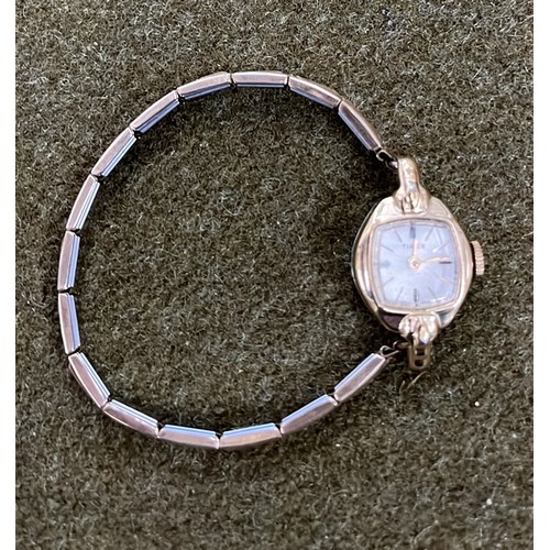 147 - LADIES TIMEX WATCH WITH STRECH STRAP