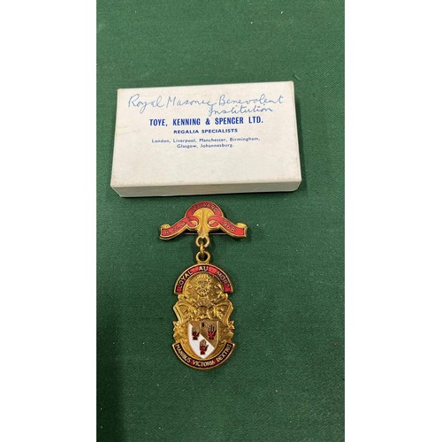 113 - 1968 LODGE  MEDAL JEWEL