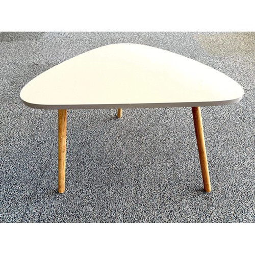 203 - PEBBLE SHAPE SIDE TABLE