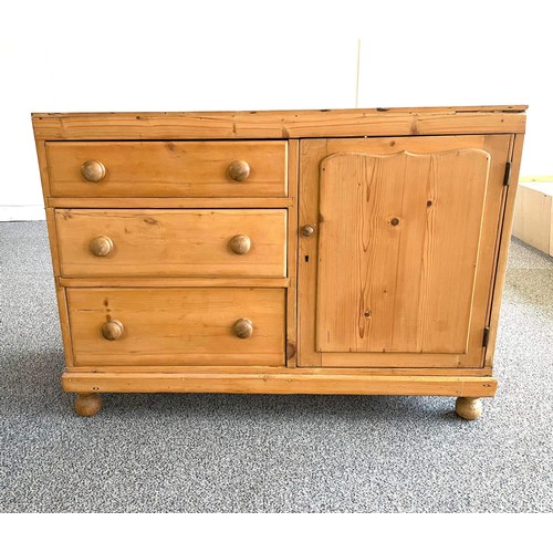 179 - VICTORIAN PINE LINCOLNSHIRE THREE DRAWER SIDEBOARD