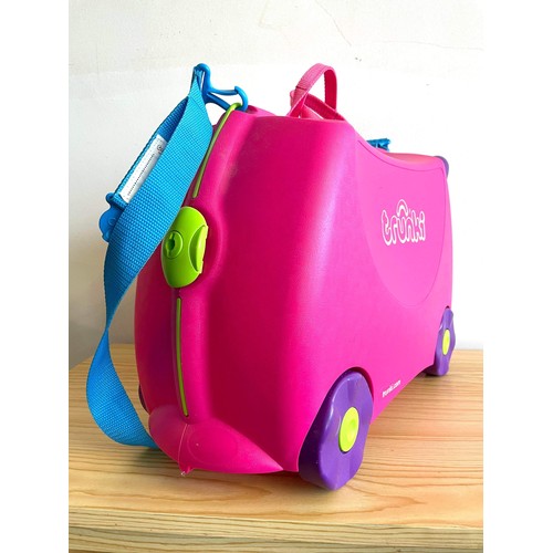 293 - KIDS TRUNKI AIRPORT SUITCASE IN PINK